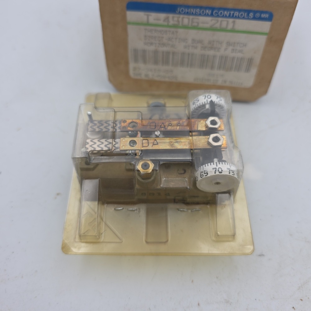 JOHNSON CONTROLS T-4506-201 Pneumatic Thermostat